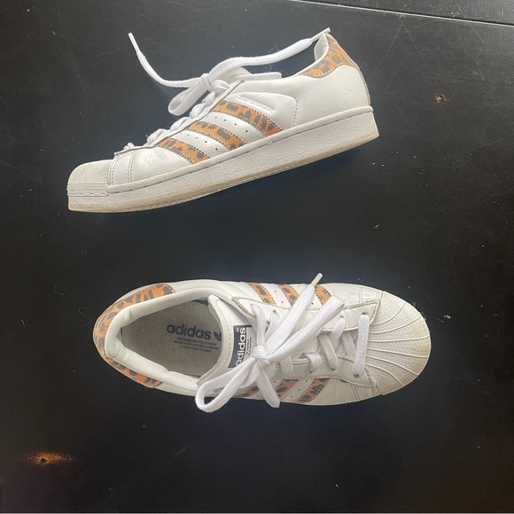 adidas gazelle silver green womens adidas Originals Women's Superstar II 